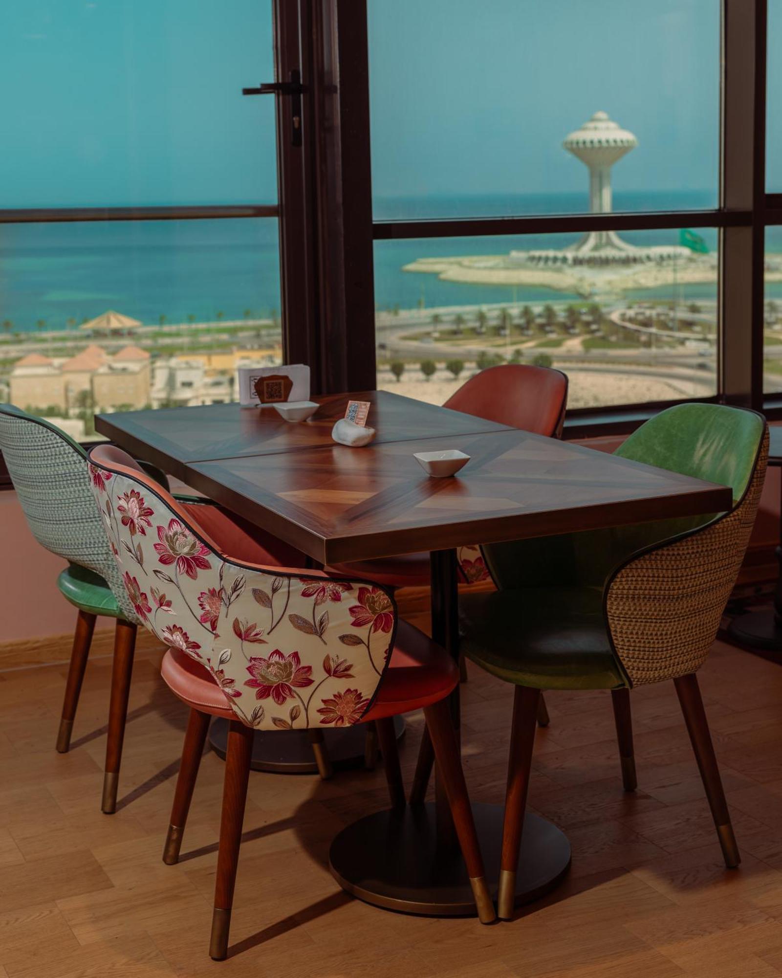 Апартаменты Ascott Corniche Эль-Хубар Экстерьер фото